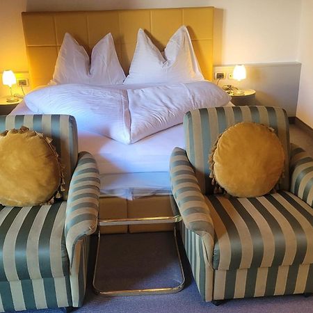 Hotel Schoenbrunn Мерано Экстерьер фото